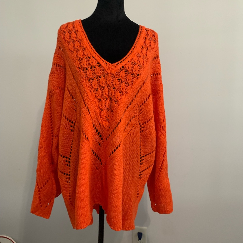 Boutique sweater- beautiful color